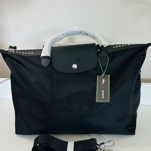 Longchamp Elegant Black Handbag
